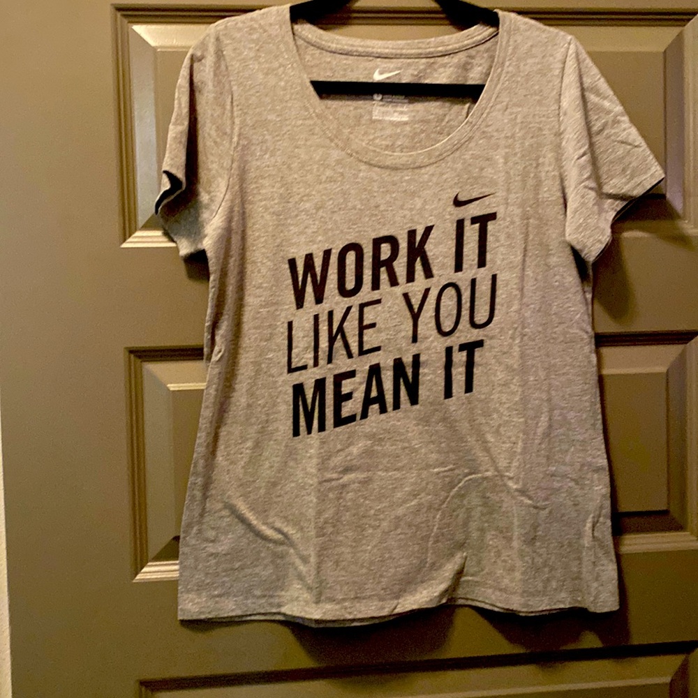 Nike t shirt